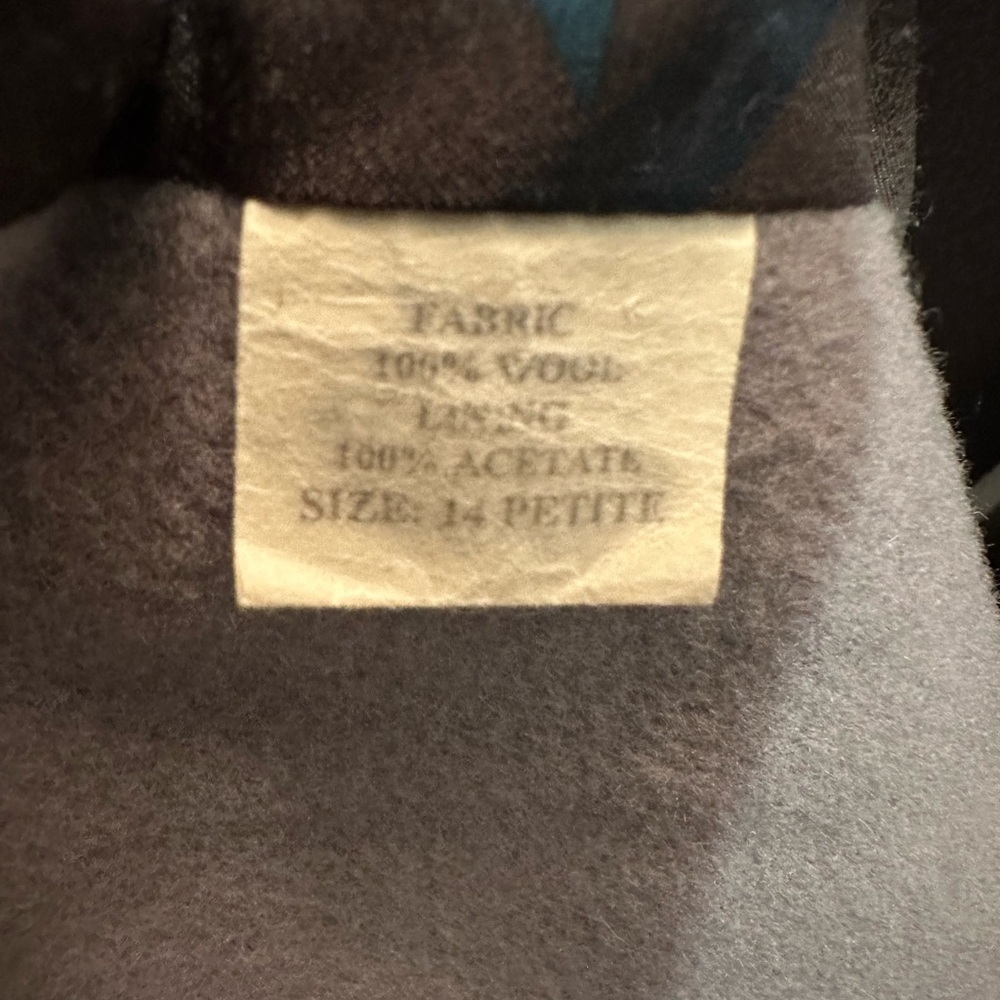 Vintage trench double breasted wool coat in dry cleaned & good condition - Picture 8 of 8